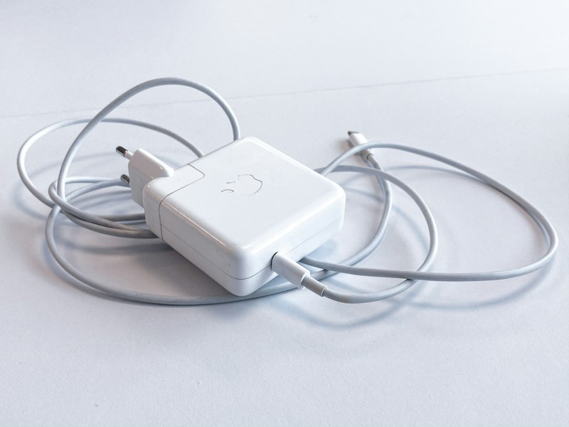 20,000mAh আল্ট্রা ফাস্ট চার্জিং পাওয়ার ব্যাংক